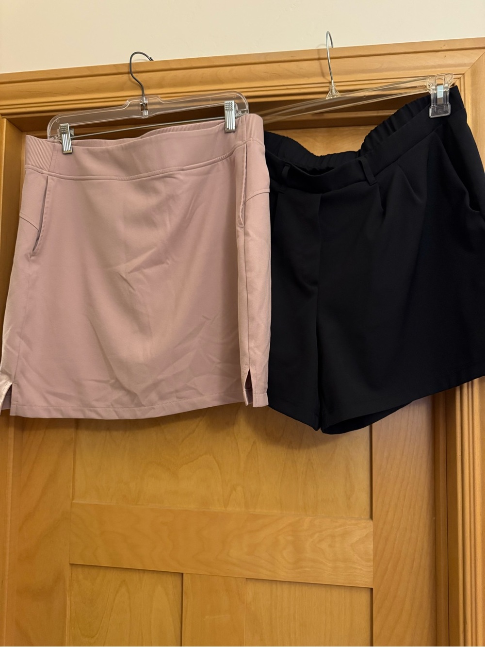 Women's size large 32 degrees cool skirt and shirt bundle